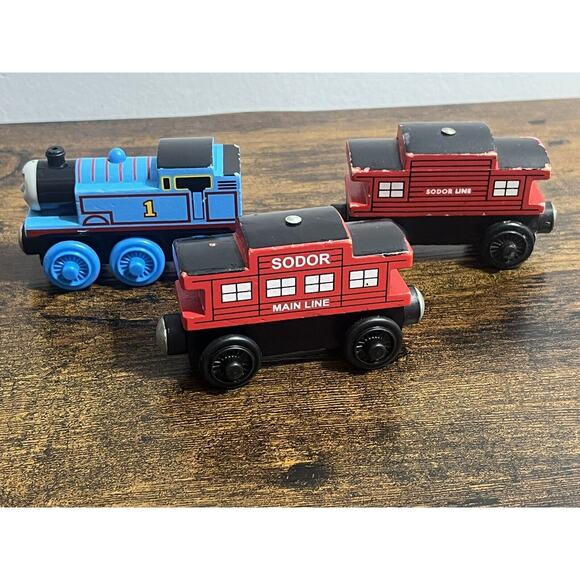 Thomas & Friends Wooden Railway Thomas The Train & Sodor Line Caboose Lot of 3 - Picture 2 of 16